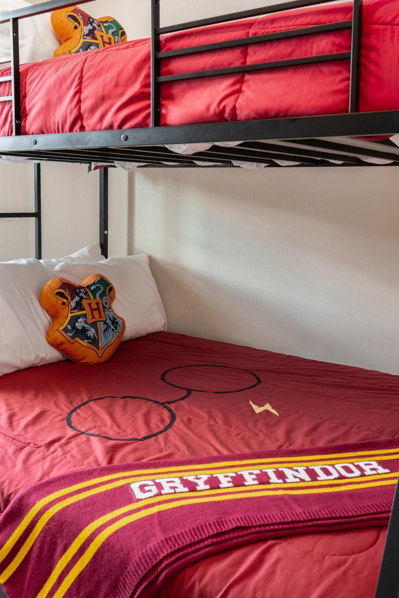 Solara Villa With Themed Rooms And Private Pool キシミー エクステリア 写真