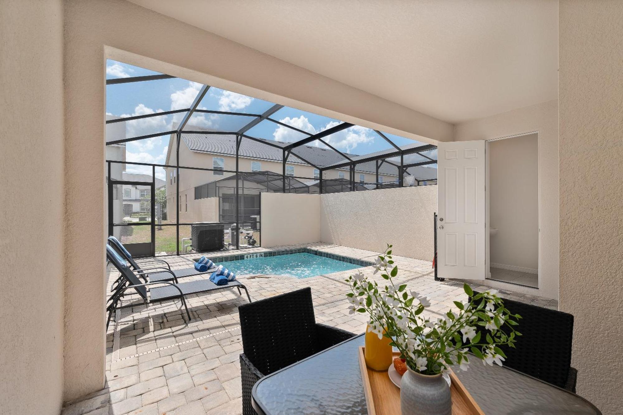 Solara Villa With Themed Rooms And Private Pool キシミー エクステリア 写真