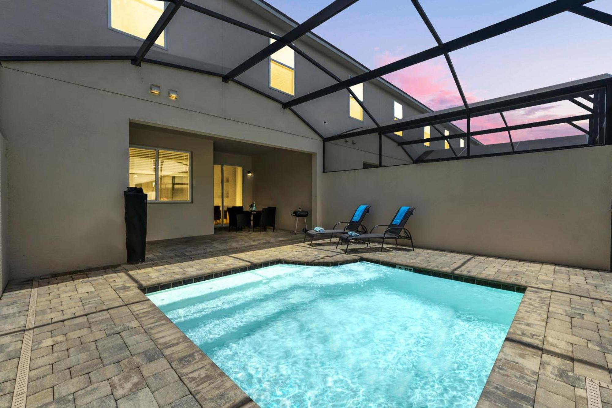 Solara Villa With Themed Rooms And Private Pool キシミー エクステリア 写真